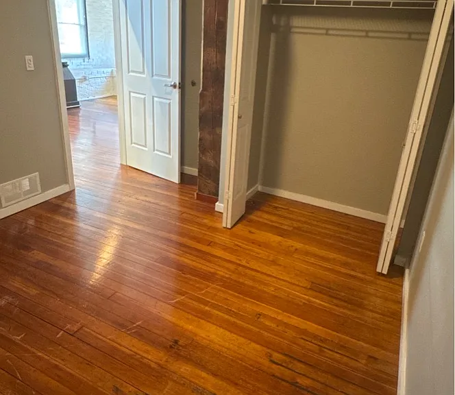 116 N 5th St #215 — Photo 11
