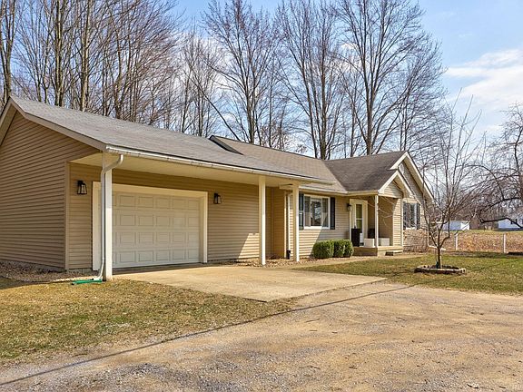 3rd image of 8191 Elms Rd