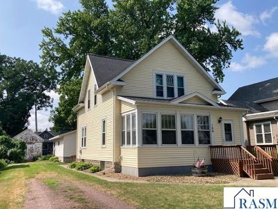 109 Maple St SW, Sleepy Eye, MN, 56085