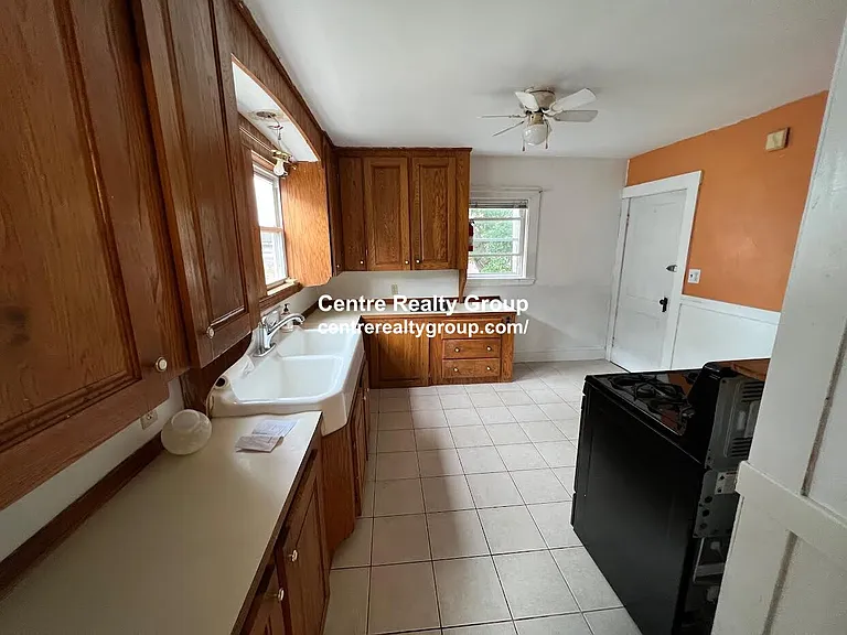 30 Slade St — Photo 5