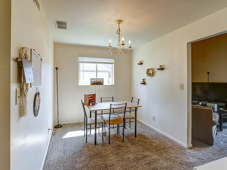 Aspen Meadows — Photo 21