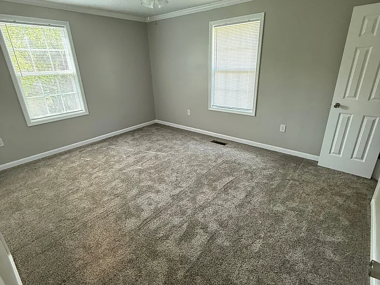 4606 Mountain Crest Dr — Photo 19
