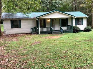 3186 Maple Grove Dr NW, Dalton, GA 30721