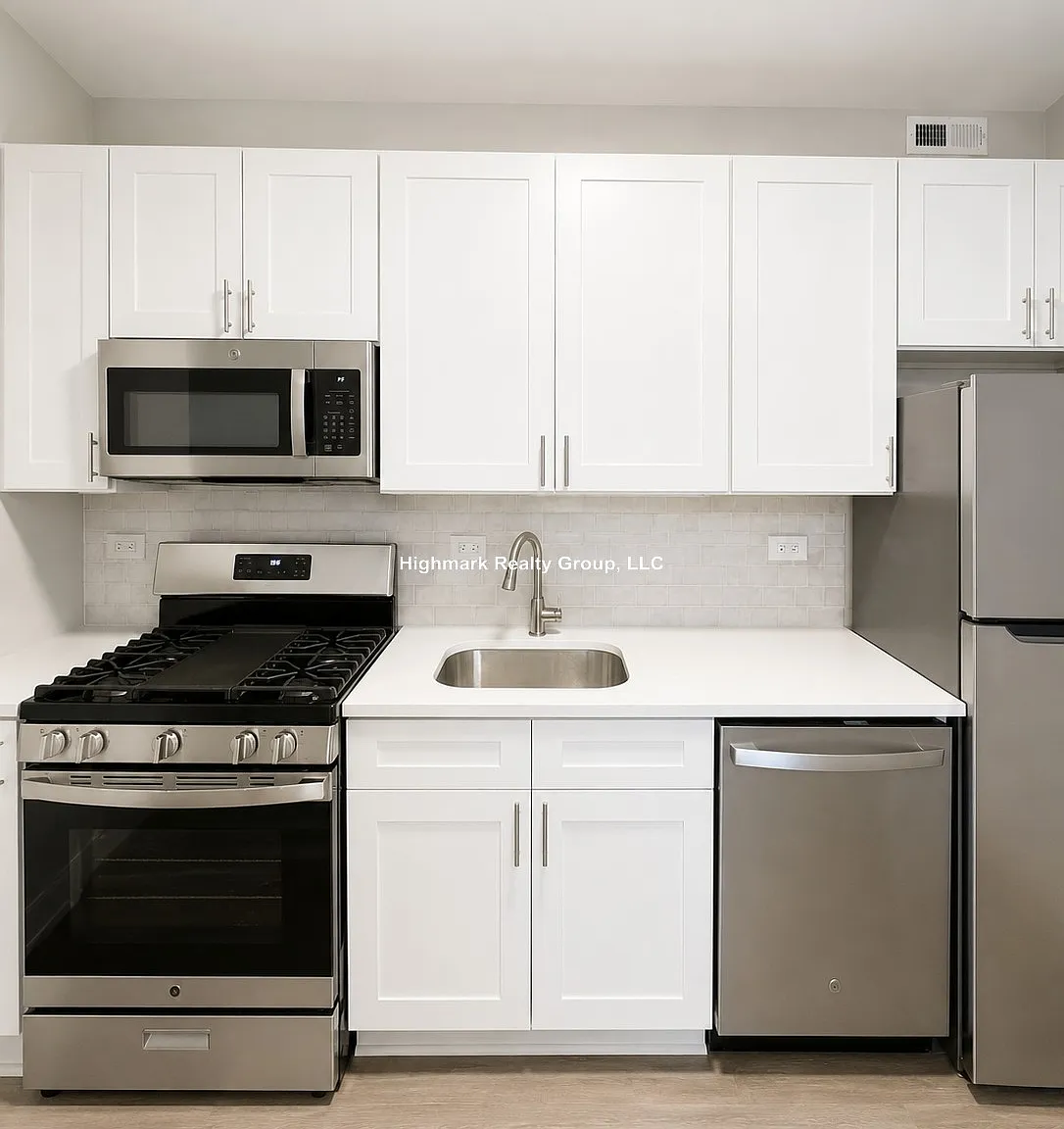 2 bed, 1.0 bath, $2,100 — Photo 1