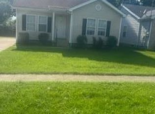 1441 Forest Dr, Louisville, KY 40219