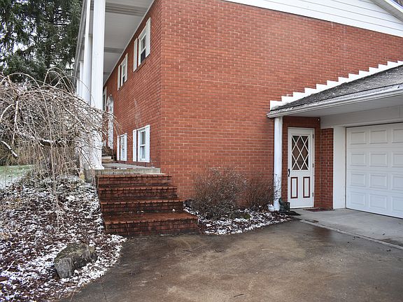 Basement front entry