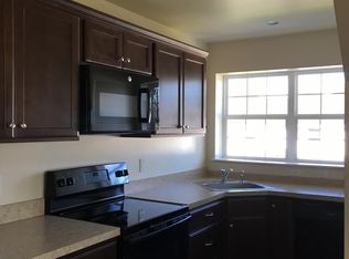 7810 Main St APT 2, Fogelsville, PA 18051
