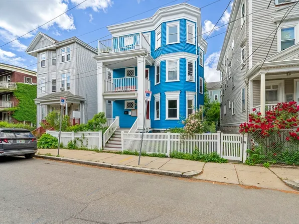 117 Williams St, Jamaica Plain, MA 02130