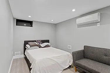 Rented by Safdie Realty Group