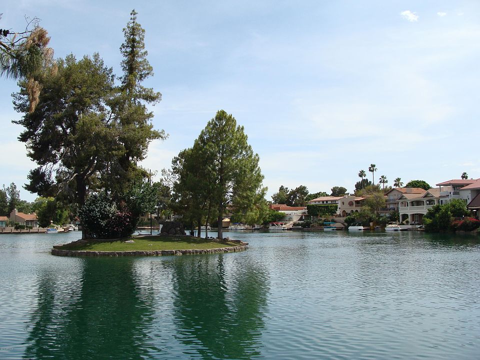 1st image of 5200 S Lakeshore Dr APT 229