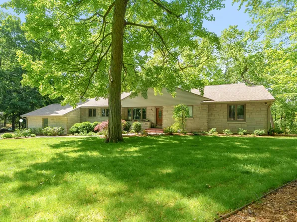 1815 Timberlane Dr, Portage, MI 49024
