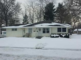 349 E Main St, Oak Harbor, OH 43449