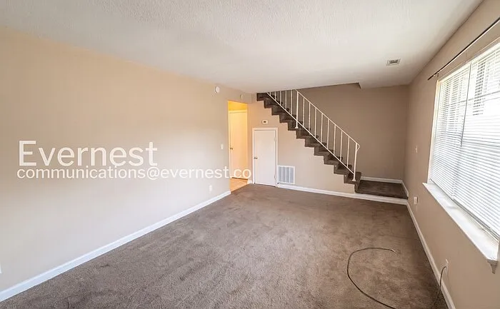716 Marley Way — Photo 5