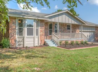 5801 E Iva Lynn Ln, Oologah, OK 74053