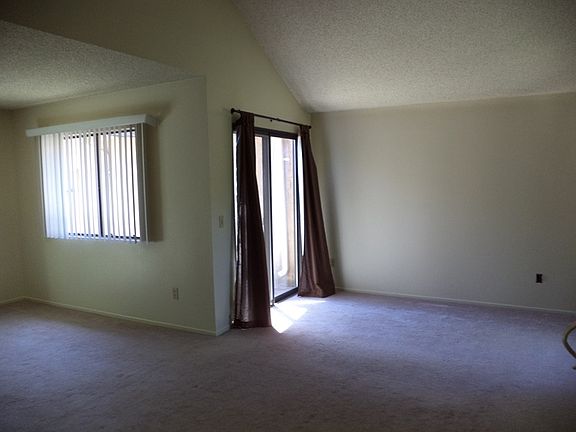 5th image of 10874 Pepper Way