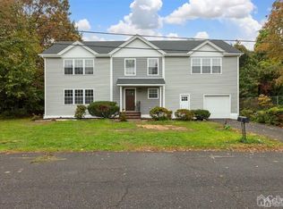 54 Howard Ave, Edison, NJ 08837