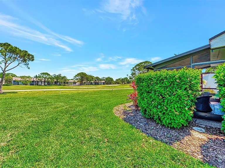 3141 Heatherwood Ln — Photo 43