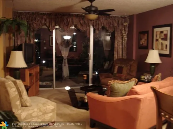 103 Royal Park Dr APT 3E, Oakland Park, FL 33309