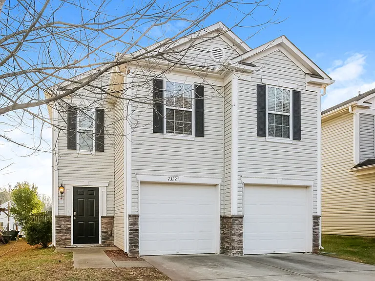 7322 Fox Point Dr — Photo 4