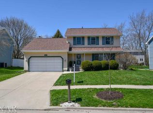 1228 Cadwell Dr, Bloomington, IL