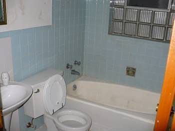 2nd image of 1117 Riverview Blvd