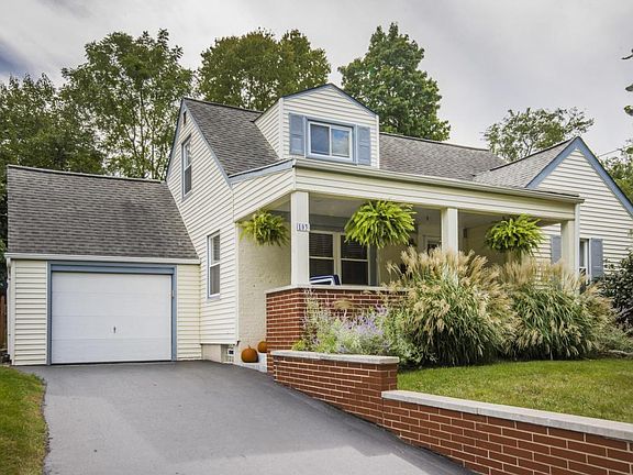 3rd image of 103 Sharon Springs Dr