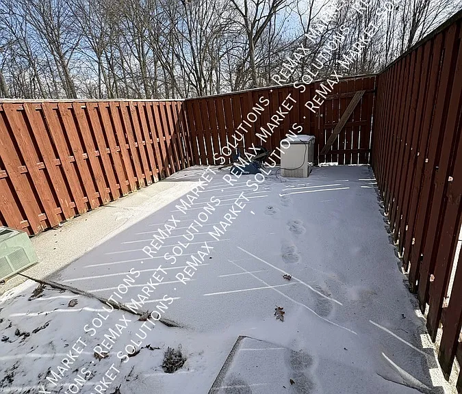 2398 Echo Valley Dr — Photo 13