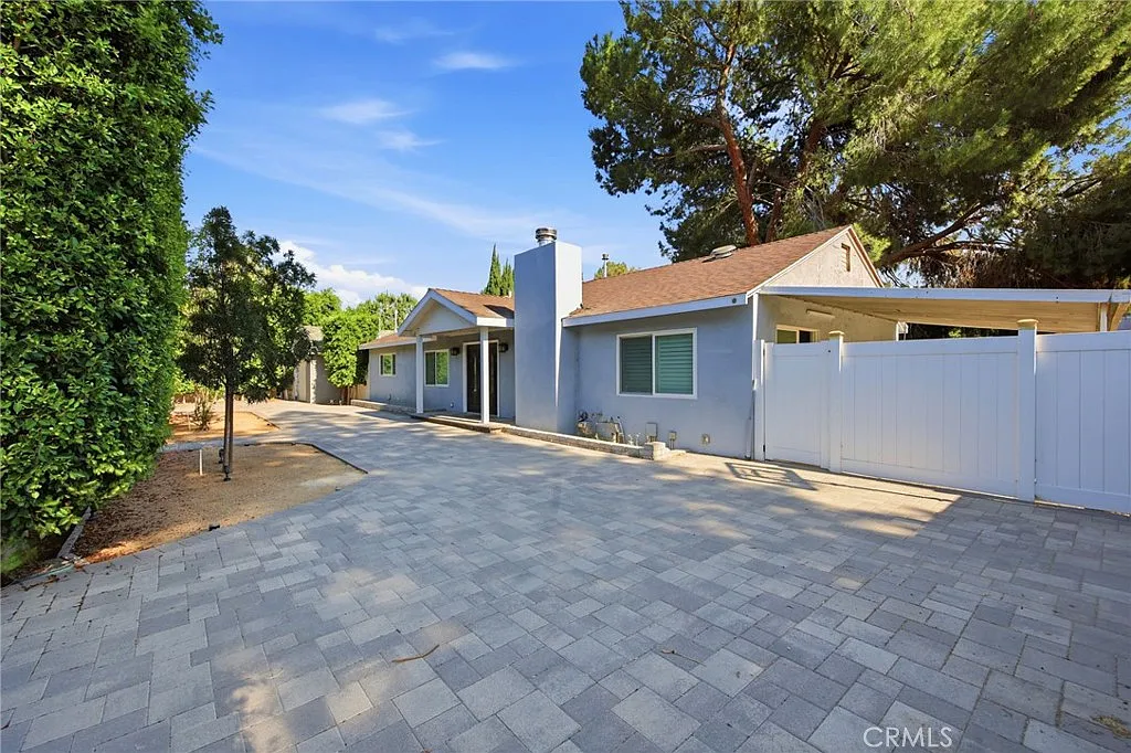 3 bed, 1456 sqft, $4,500 — Photo 3