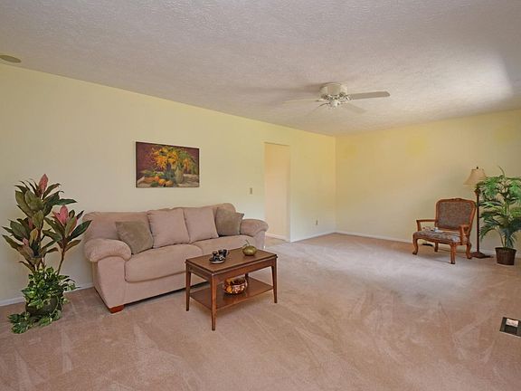 4th image of 4110 Sharonknoll Ct