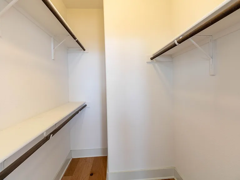 7111 Mowbray St — Photo 33
