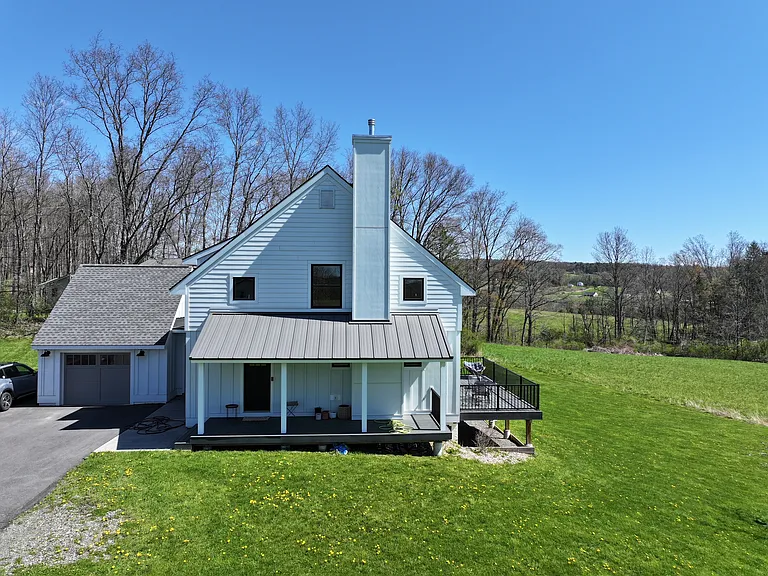 1100 Snyder Hill Rd — Photo 29