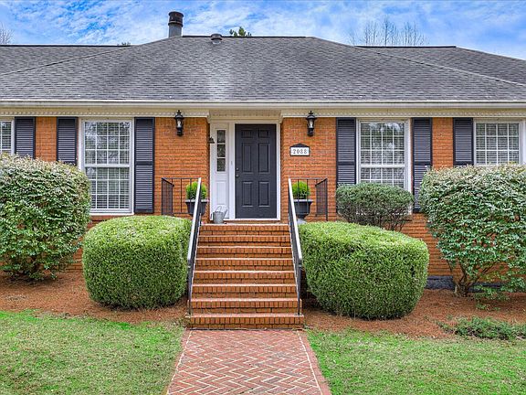 3rd image of 2088 Thornwood Lane
