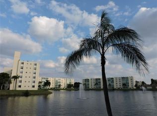 101 SE 3rd Ave APT 101, Dania Beach, FL 33004