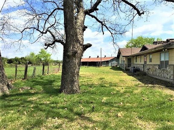 3rd image of 307 County Road 2580