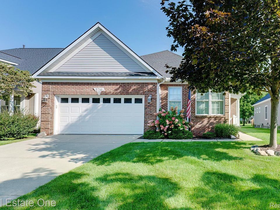1st image of 3716 Crestwood Dr