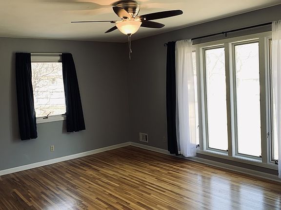 5th image of 618 Sierra Dr