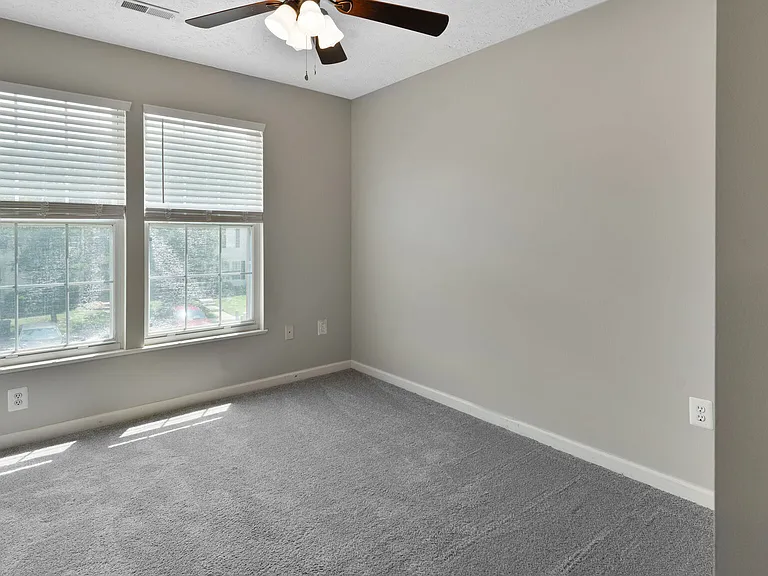 114 Paden Ct — Photo 15