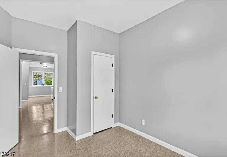 5 Monroe St #1 — Photo 11