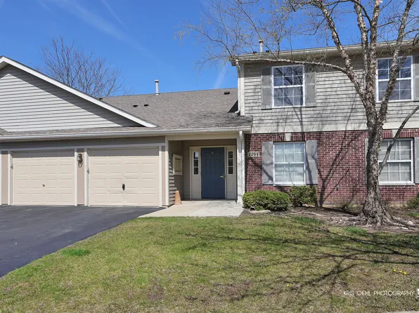 1244 N Red Oak Cir Unit 3, Round Lake Beach, IL 60073