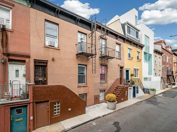 16 Dennett Pl, Brooklyn, NY 11231