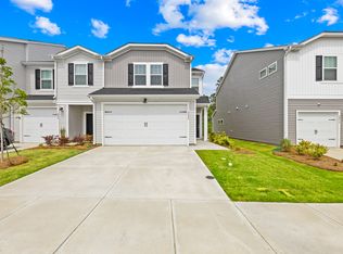 2220 Belterra Dr, Charlotte, NC 28216