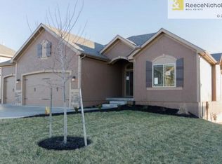 8023 NE 100th Ter, Kansas City, MO 64157