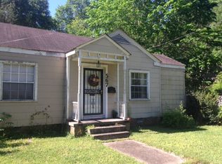 567 Woodbury Rd, Jackson, MS 39206