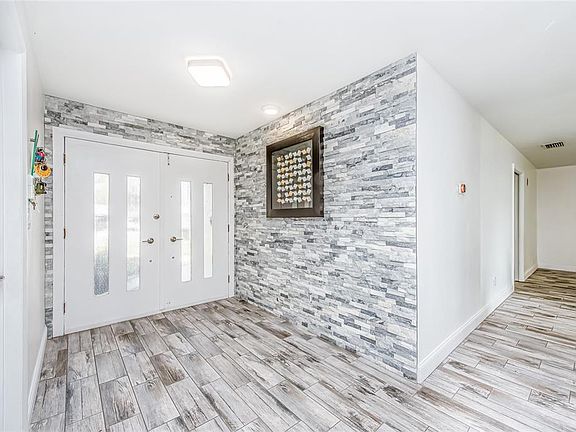 4th image of 4705 Shale Pl