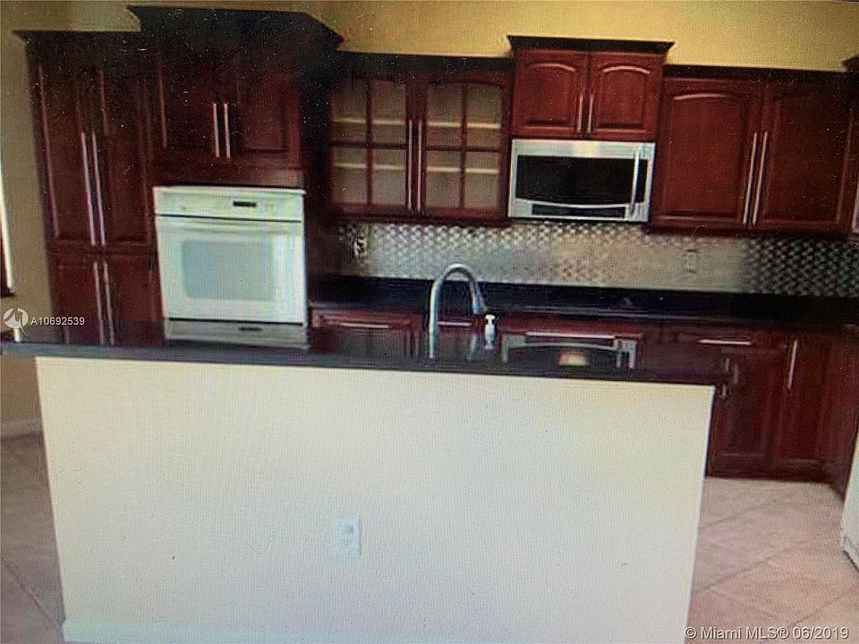 1st image of 691 NW 157th Ln #691