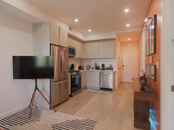 1806 Saint NE, Washington, DC