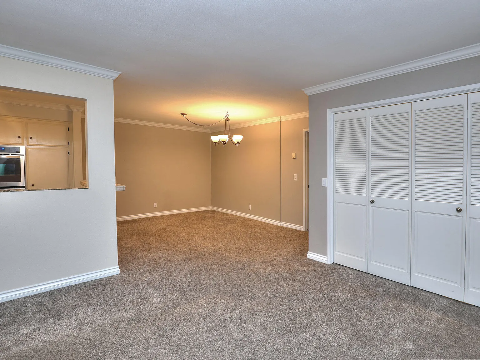 3663 San Remo Dr — Photo 3