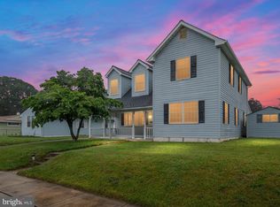 715 Griffith Rd, Glen Burnie, MD 21061