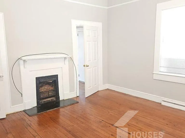 263 Beacon St — Photo 4