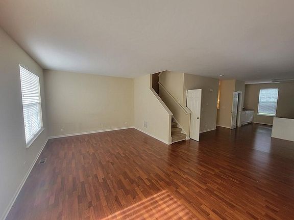 5th image of 4170 Milford Ln